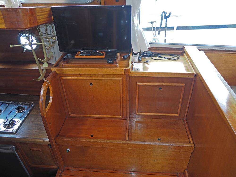 Wheelhouse, Accommodation